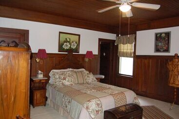 住宿加早餐  Mountain Laurel Inn