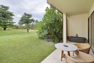 هتل Sheraton Belitung Resort