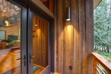 Mt. Baker Lodging Cabin 42 – Pets Ok, Wifi, Sleeps 4! By Mbl