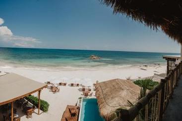 هتل Akkuun Tulum Adults Only