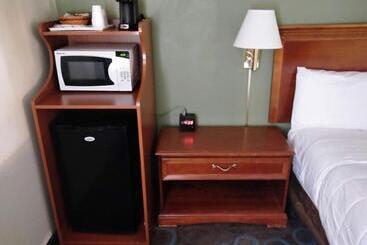 モーテル Ventura Grand Inn