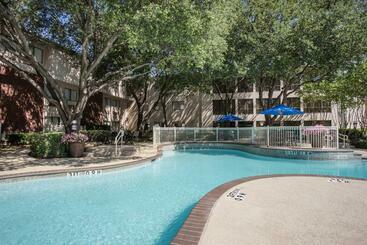 هتل Crowne Plaza Dallas Near Galleriaaddison, An Ihg
