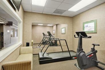 هتل Ramada By Wyndham Roanoke