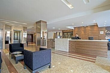 هتل Slaviero Executive Pinhais