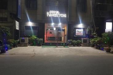 Kingston - Nova Delhi