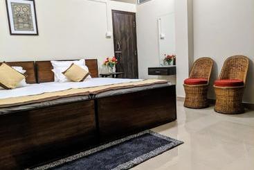 پانسیون Townhouse   The Urban Inn