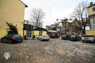 هتل Agape Villa Apartments