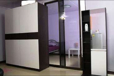 Pensão Room In Bb Poppular Palace Don Mueang Bangkok