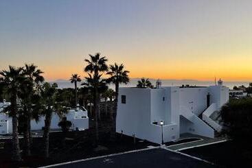 آپارتمان Palmeras Garden