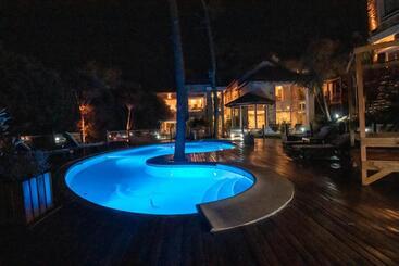 هتل آپارتمان Haras Del Bosque