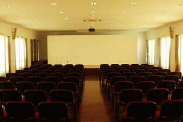 هتل C.a. Seminario Torre D Aguilha