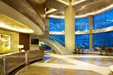 هتل Arcadia International