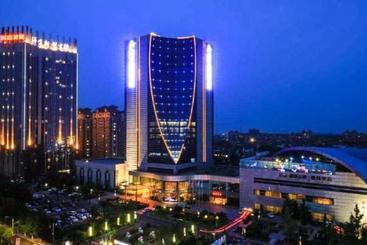 هتل Arcadia International