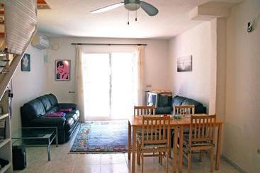 Apartaments Pueblo La Paz
