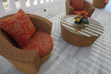 نزل Canary Garden Club