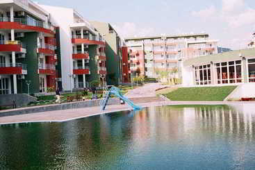 هتل Green Fort