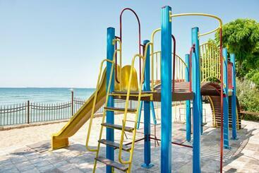 هتل Messambria Beach Apartments