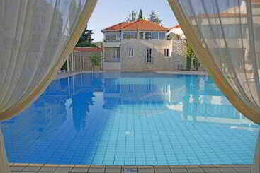 בית מלון כפרי Waterman Svpetrvs Resort  All Inclusive