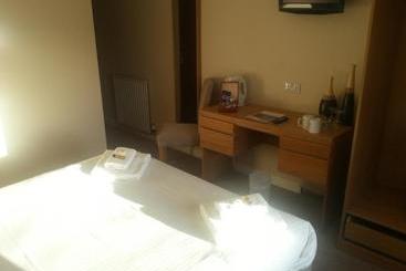 Craigtay Hotel