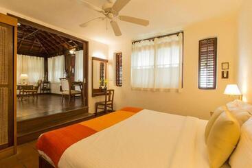فندق Coconut Lagoon Kumarakom  A Cgh Earth Experience