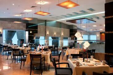 هتل Holiday Inn   Villahermosa Aeropuerto, An Ihg