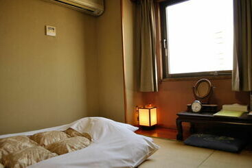 هتل Los Inn Kochi