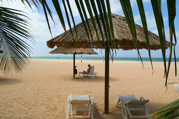 Hotel Parque Das Dunas Village