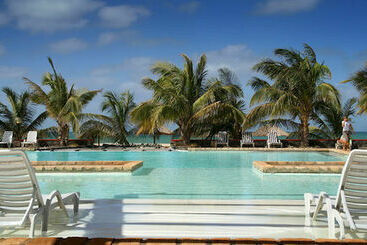 Hotel Parque Das Dunas Village