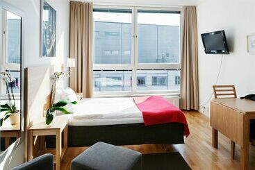 هتل StayAt Stockholm Kista