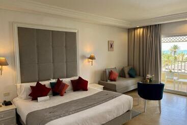 هتل Hôtel Sentido Marillia Resort & Spa