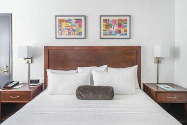 Hotel 140