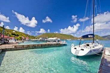 هتل Bitter End Yacht Club International