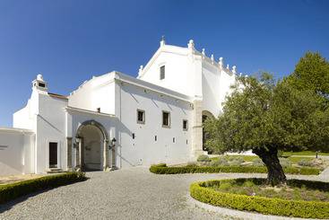 Convento Do Espinheiro, Historic Hotel & Spa