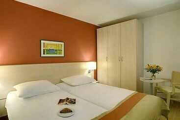 호텔 Valamar Club Tamaris