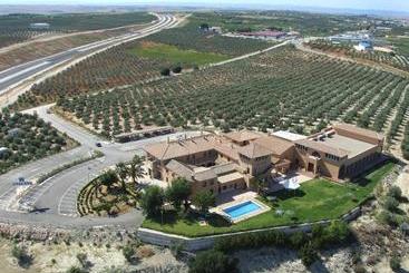 هتل Hacienda Atalaya