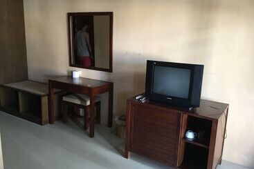 هتل Drop In Club Resort & Spa