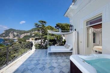 هتل Luxury Villa Excelsior Parco