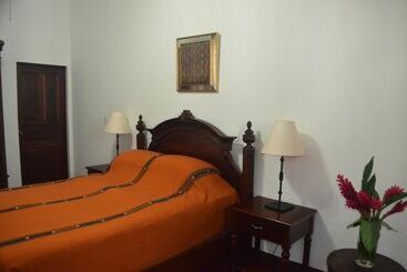 هتل Casa La Merced