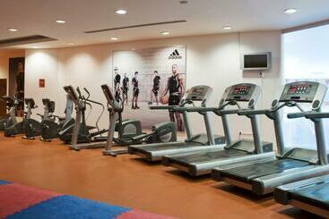 هتل Holiday Inn Moscow Sokolniki, An Ihg