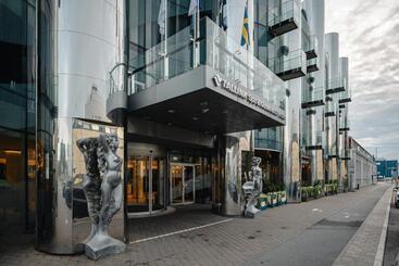 هتل Tallink Spa & Conference