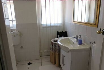 هتل Fynbos Villa Guest House