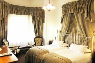 هتل Fynbos Villa Guest House