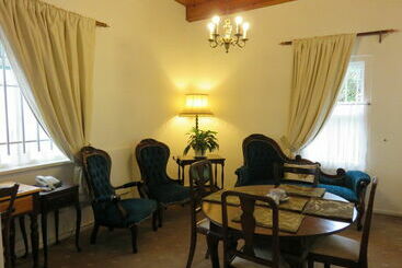 هتل Fynbos Villa Guest House