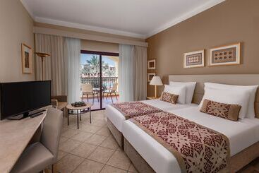 Jaz Makadi Saraya Resort