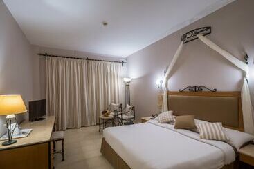 Sunny Days El Palacio Resort & Spa