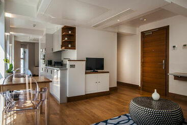 Hotel Native Tower Hill