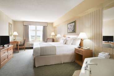 בית מלון כפרי Days Inn By Wyndham Orillia