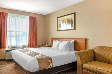 هتل Quality Inn & Suites