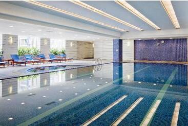 هتل Crowne Plaza Shanghai Pudong By Ihg