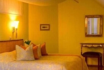 בית מלון כפרי Henry